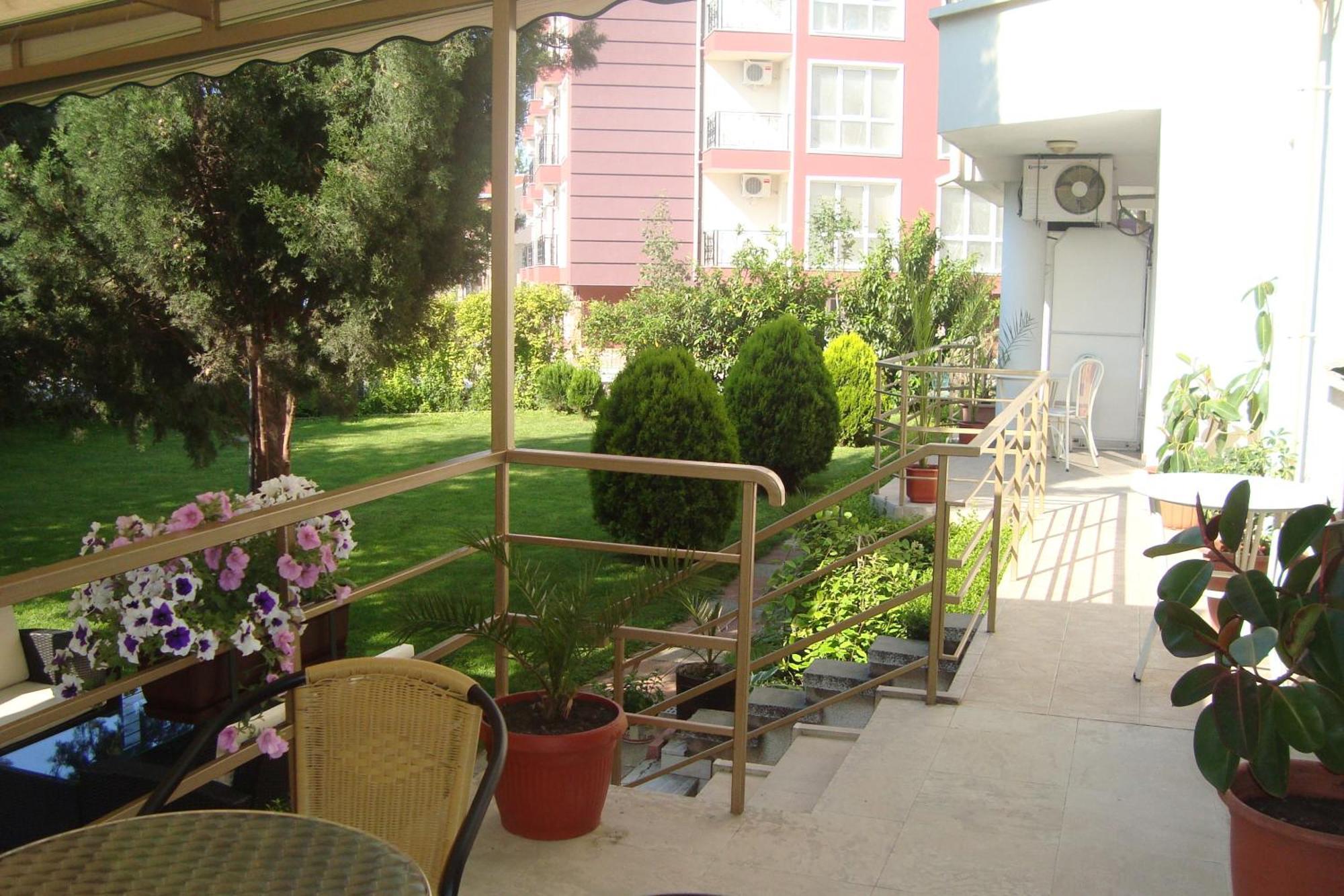 Hotel Astra Ravda Dış mekan fotoğraf